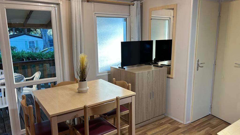 Mobil Home Les Sables D'Or Agde Le Grau-dʼAgde Exteriér fotografie